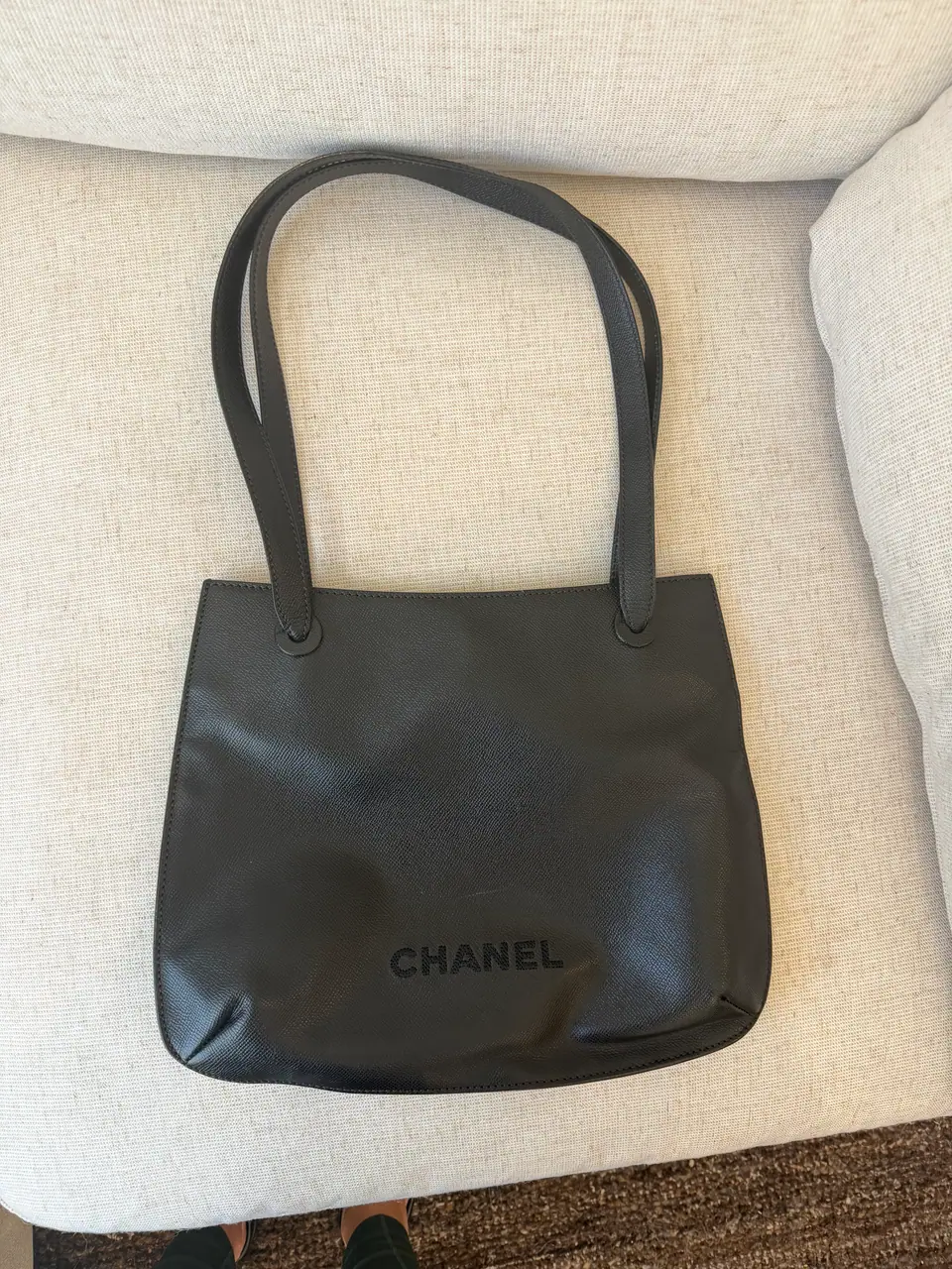 Chanel Black Caviar Leather Tote, photo 3 of 11