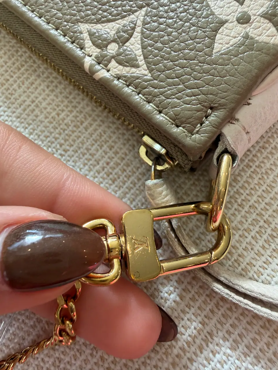 Louis Vuitton Mini Pochette Accessoires, Bicolor Monogram Empreinte, photo 12 of 14